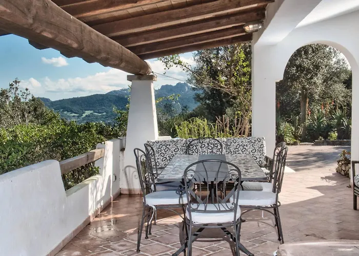 ヴィラ Marinella *